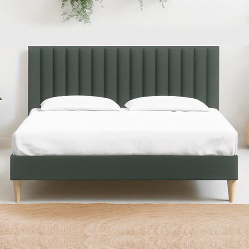 Lit adulte 140x190 en velours vert avec tête de lit matelassée - Eliot