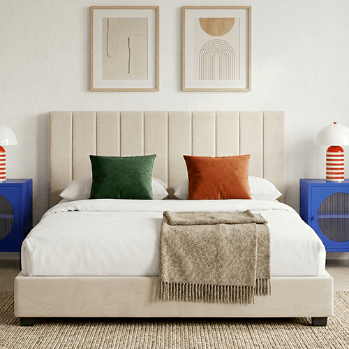 Lit adulte 140x190 cm avec tête de lit capitonnée en velours beige - William