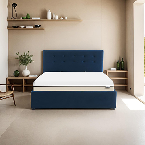 Ensemble lit coffre 140x190 en velours bleu foncé Tina + Matelas Hybride à ressorts ensachés et mémoire de forme - Spring Elite