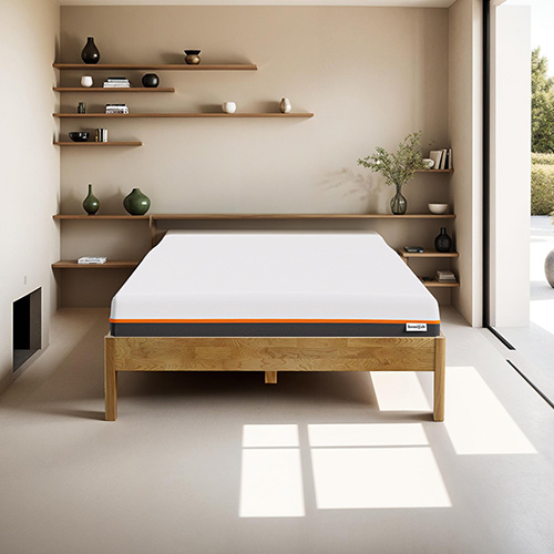 Ensemble lit 160x200 en chêne massif Aina + Matelas mousse gel à mémoire de forme, double confort - Dual Confort