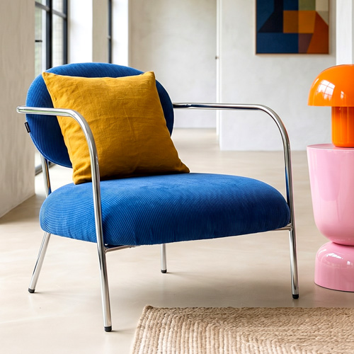 Fauteuil en velours côtelé bleu électrique et piètement chromé - Léon