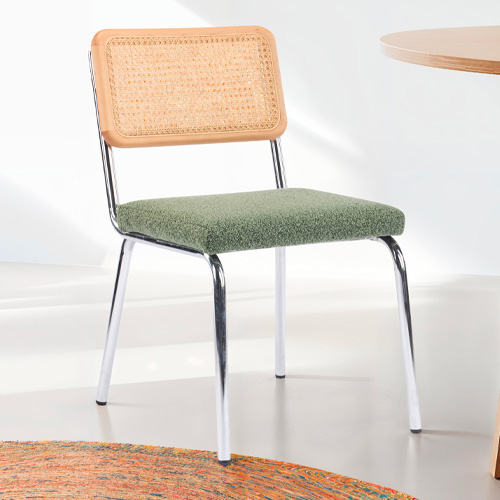 Lot de 2 chaises en métal chromé, cannage naturel et tissu bouclé vert - Paula