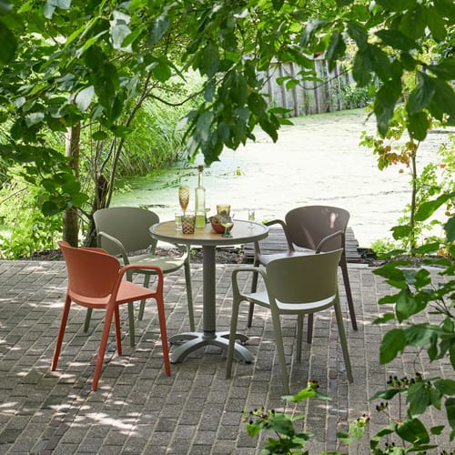 Lot de 2 chaises de jardin empilable en résine verte - Bent