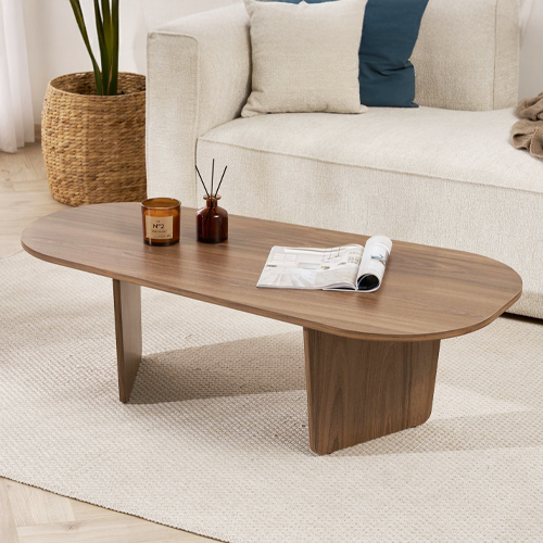 Table basse organique effet Noyer 130 cm - Ceane