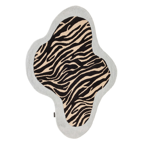 Tapis en laine forme organique motif zèbre bleu 133x190 cm – tissé main - Blue Safari