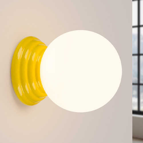 Applique murale en céramique jaune et globe en verre - Zori