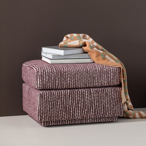 Pouf en tissu à motifs rayés bordeaux - Lou