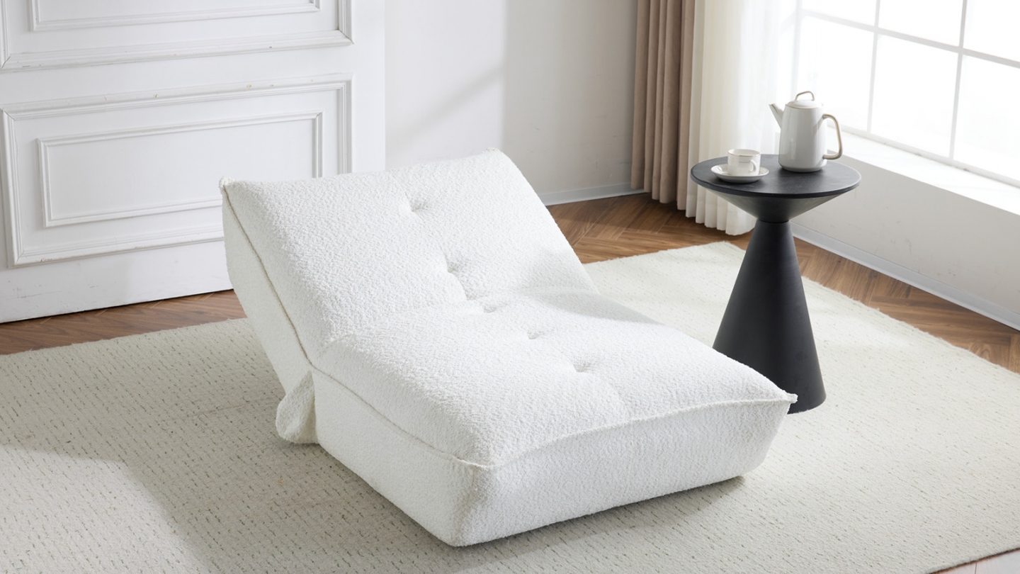 Fauteuil lounge en tissu bouclé beige - Matis