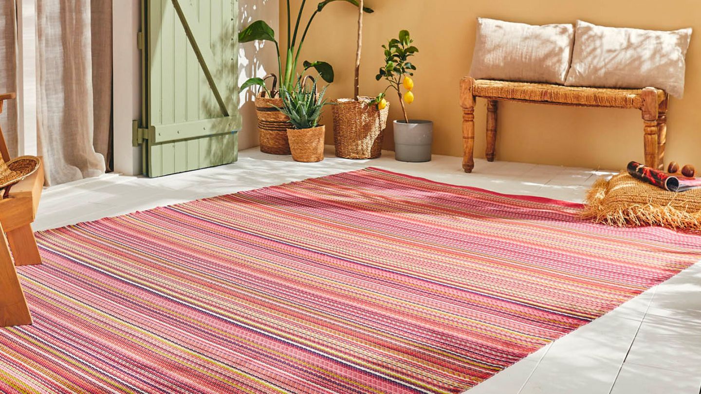 Tapis d’extérieur rayures dégradées rose 120x160 cm - Astrid