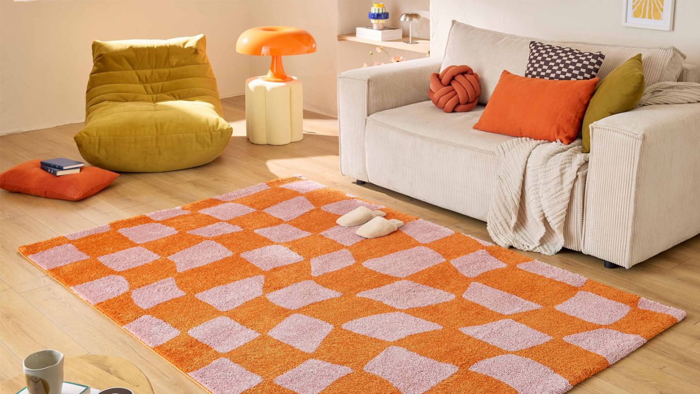 Tapis rétro à damier orange 120x160 cm - Nahia