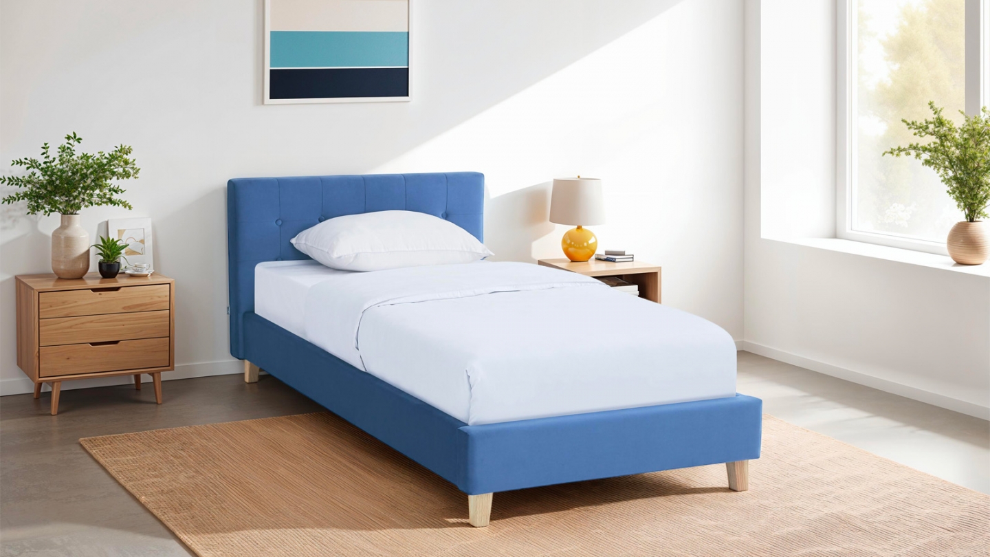 Lit adulte 90x190 cm avec tête de lit capitonnée en velours bleu - Milo