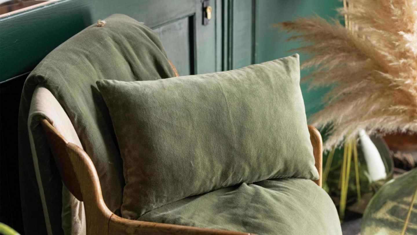 Coussin en velours vert de gris 45 x 45 cm - Elise