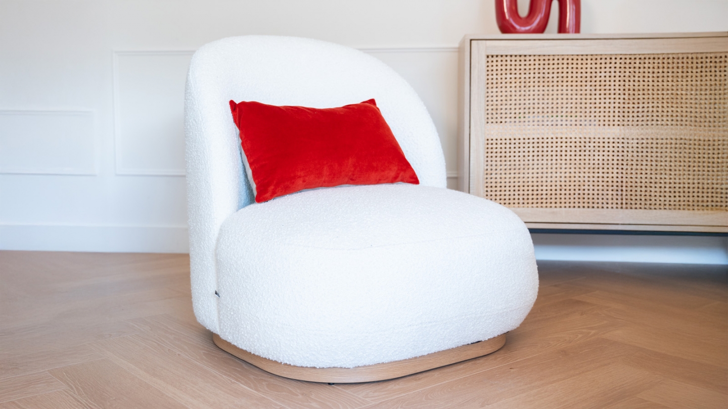 Fauteuil en tissu bouclette écru - Colette