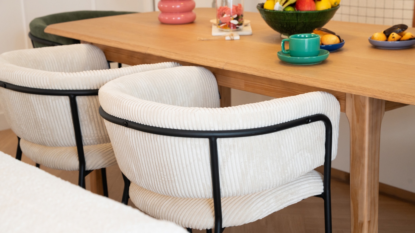 Lot de 2 fauteuils de table en velours côtelé beige - Malone