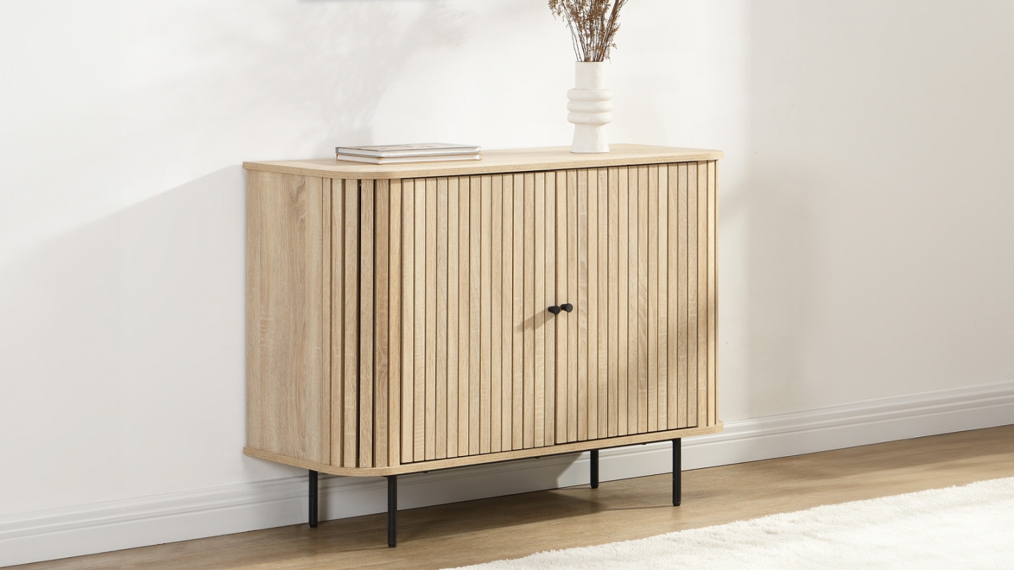 Buffet 2 portes rainurées couleur chêne L106xH78 cm - Solna Buffet 2 portes rainurées couleur chêne L106xH78 cm - Solna