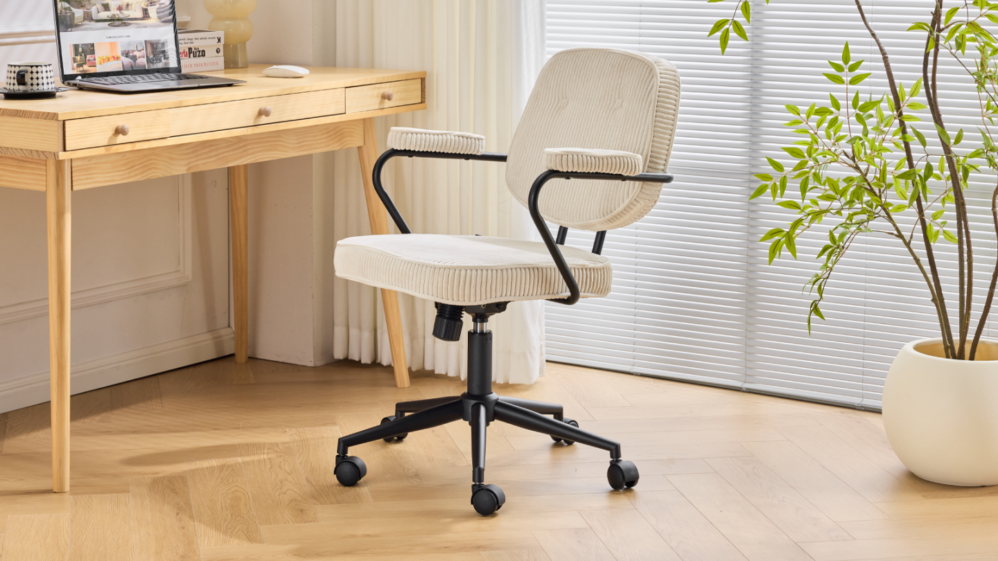 Fauteuil de bureau pivotant et réglable en hauteur en velours côtelé beige - Ann