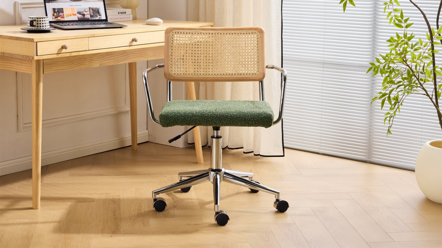 Fauteuil de bureau pivotant et réglable en hauteur en tissu bouclé vert et cannage - Julian