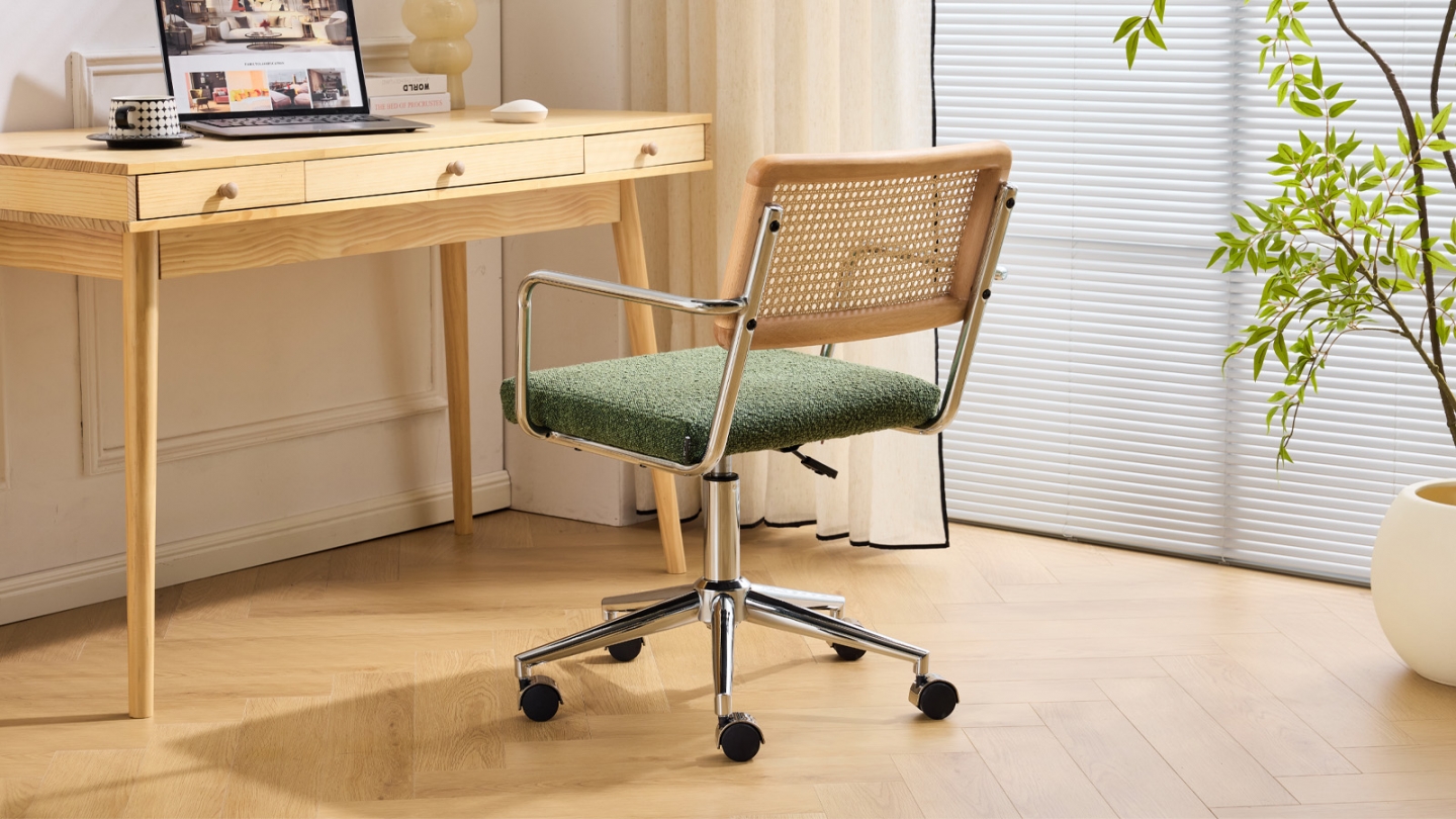Fauteuil de bureau pivotant et réglable en hauteur en tissu bouclé vert et cannage - Julian