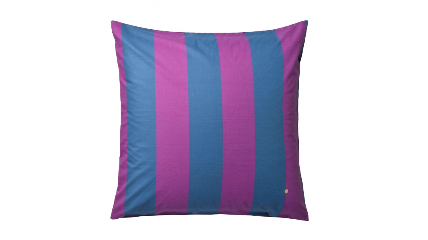 Lot de 2 Taies d'oreiller en coton bio rayée Violet/bleu 65 x 65 cm - Malo Lot de 2 Taies d'oreiller en coton bio rayée Violet/bleu 65 x 65 cm - Malo