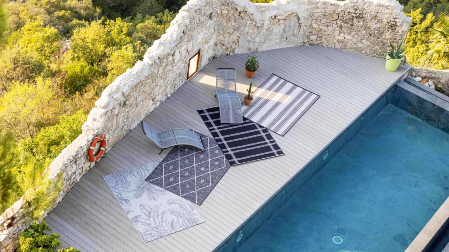 Tapis d'extérieur à ligne Gris 120 x 170 cm - Paomia