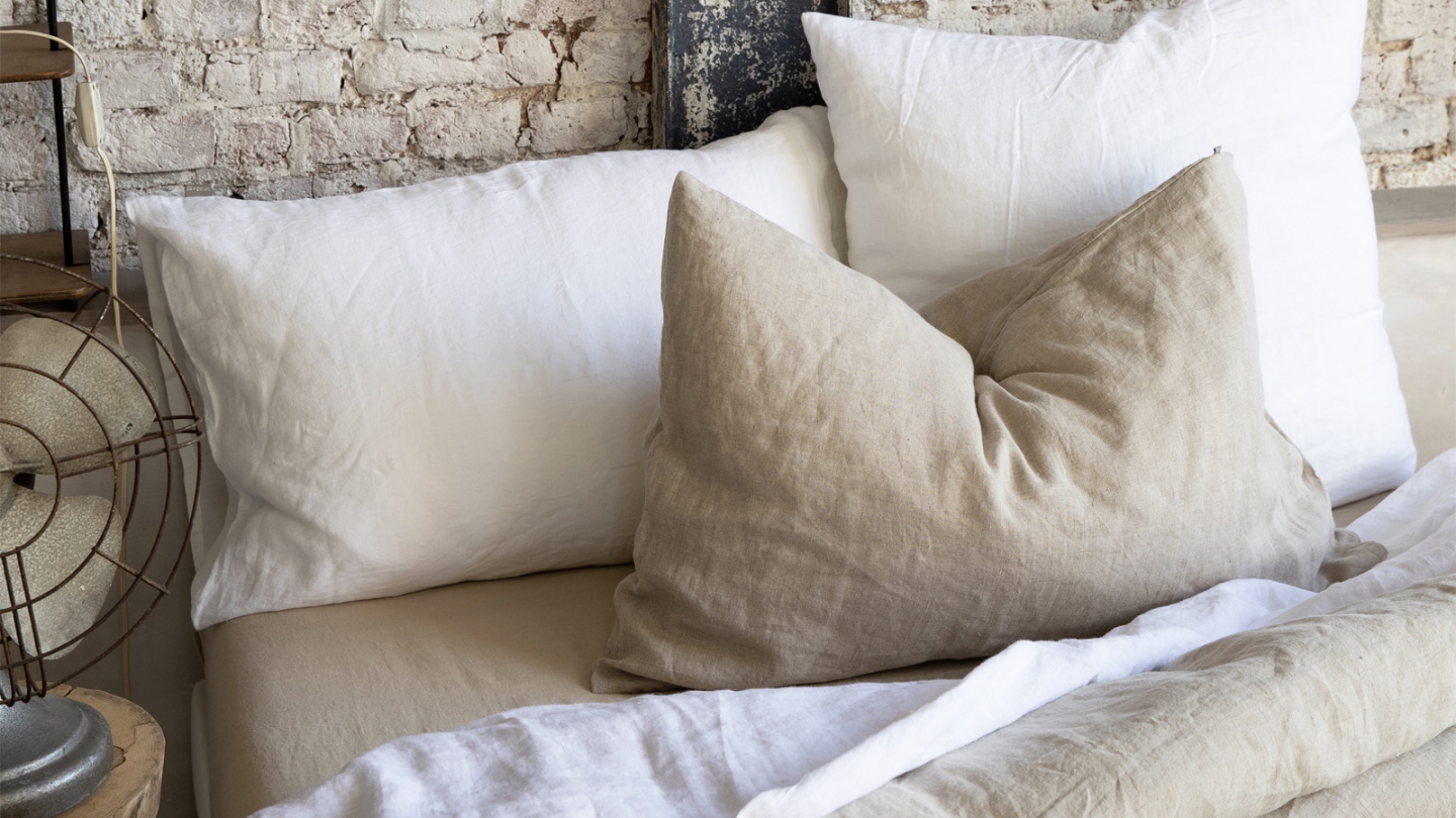 Lot de 2 Taies d'oreiller en lin Naturel 50 x 75 cm - Zeff Lot de 2 Taies d'oreiller en lin Naturel 50 x 75 cm - Zeff