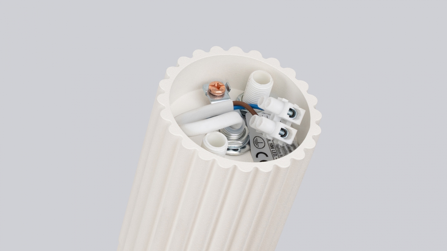Plafonnier en aluminium cannelé 10 cm blanc - Karbon
