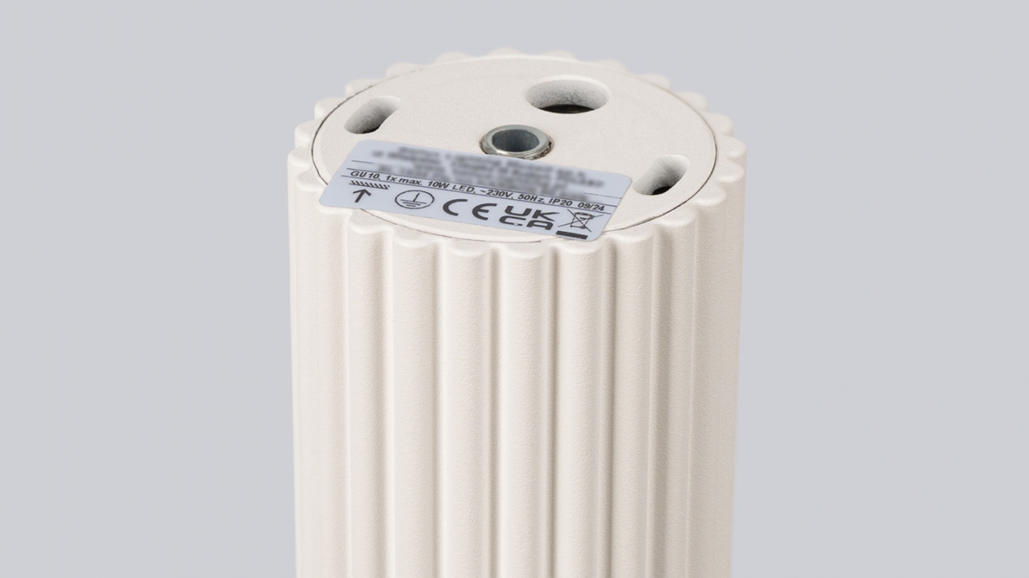 Plafonnier en aluminium cannelé 30 cm beige - Karbon Plafonnier en aluminium cannelé 30 cm beige - Karbon