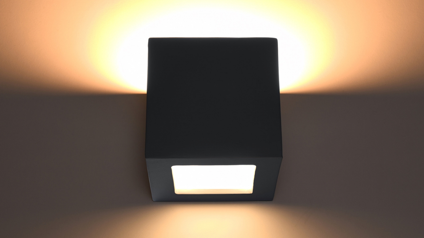 Applique cubique en céramique noire - Leo