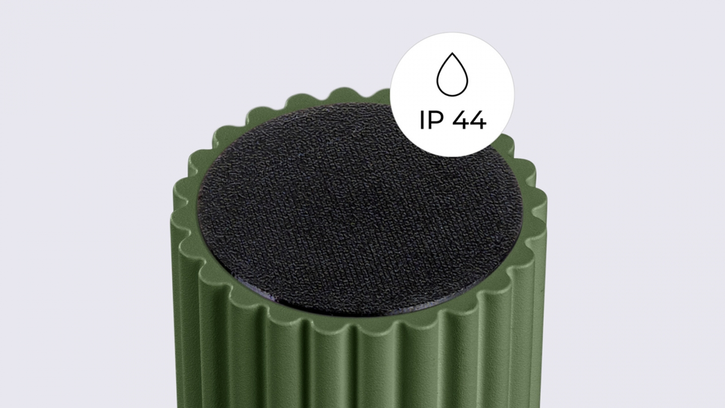 Plafonnier en aluminium cannelé vert olive - Halo
