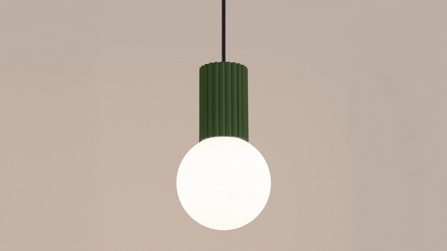 Suspension en aluminium cannelé vert olive - Halo