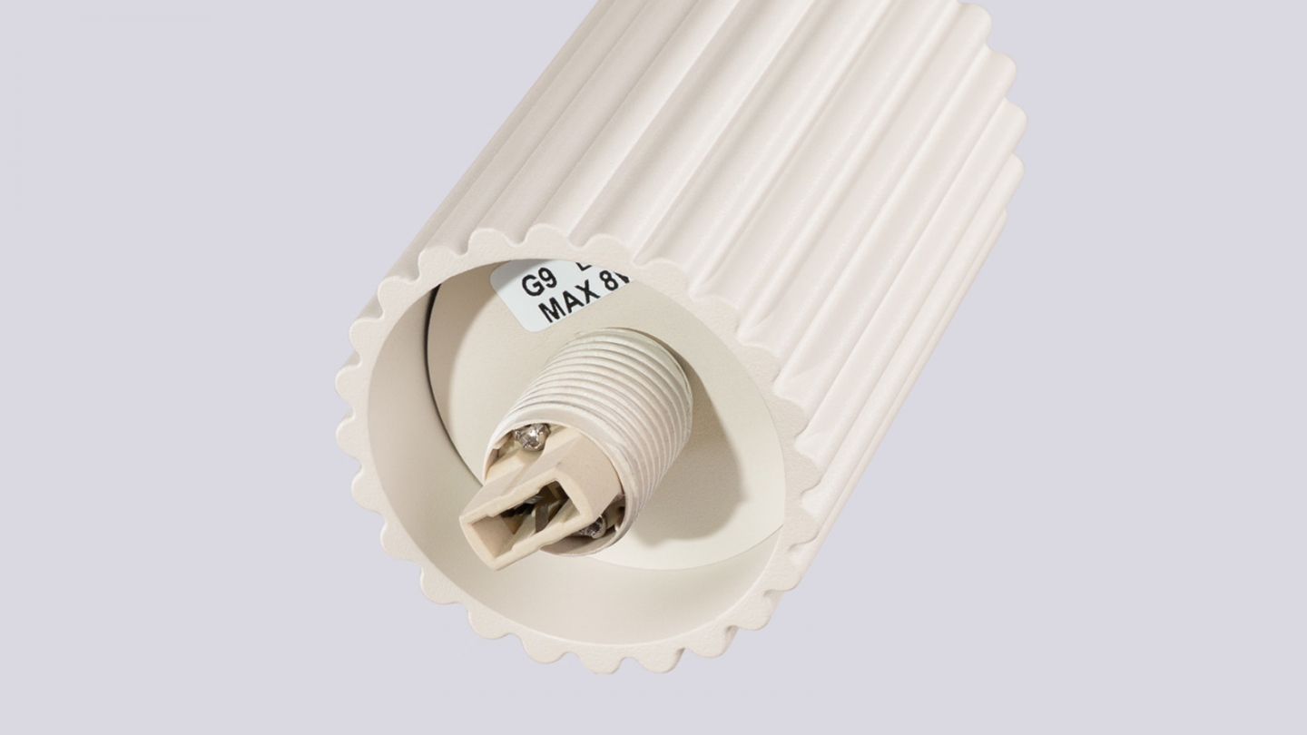 Suspension en aluminium cannelé beige - Halo