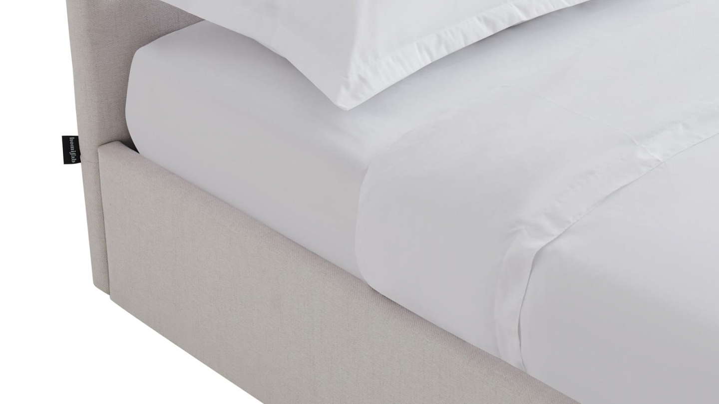 Ensemble Lit coffre adulte 140x190cm avec tête de lit en tissu beige - Tina + Matelas mémoire de forme - Dual Confort Ensemble Lit coffre adulte 140x190cm avec tête de lit en tissu beige - Tina + Matelas mémoire de forme - Dual Confort