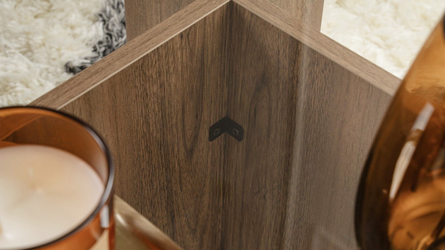 Table basse rectangulaire effet Noyer 105 cm - Naelis Table basse rectangulaire effet Noyer 105 cm - Naelis