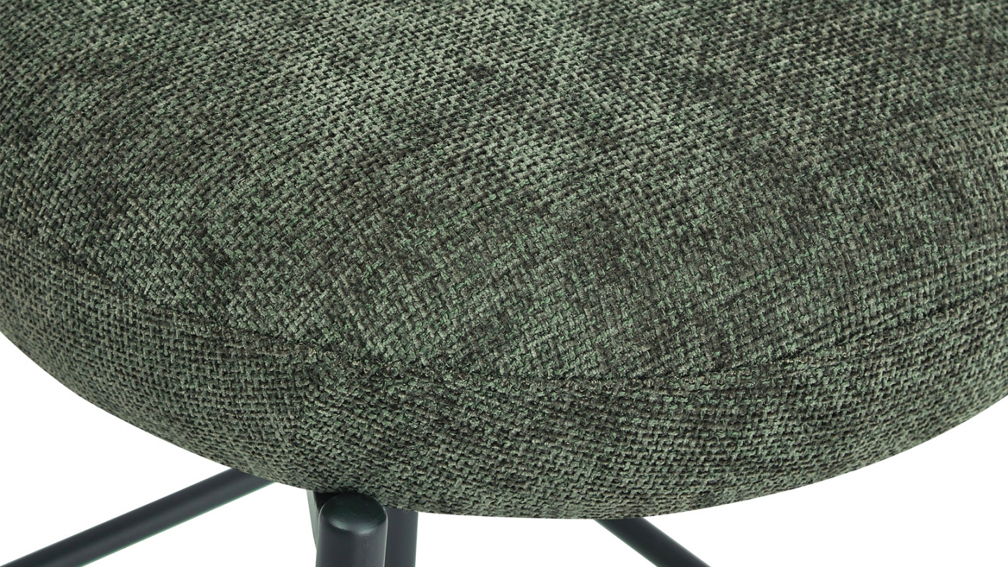 Lot de 2 tabourets de bar en tissu vert - Orla Lot de 2 tabourets de bar en tissu vert - Orla