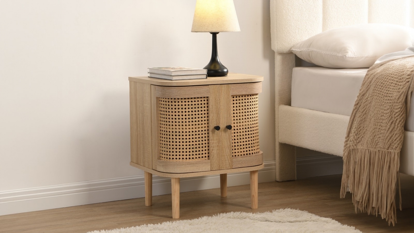 Ensemble Lit adulte 140x190 cm en velours côtelé vert kaki avec tête de lit en cannage Dalia + lot de 2 chevets Bali Ensemble Lit adulte 140x190 cm en velours côtelé vert kaki avec tête de lit en cannage Dalia + lot de 2 chevets Bali