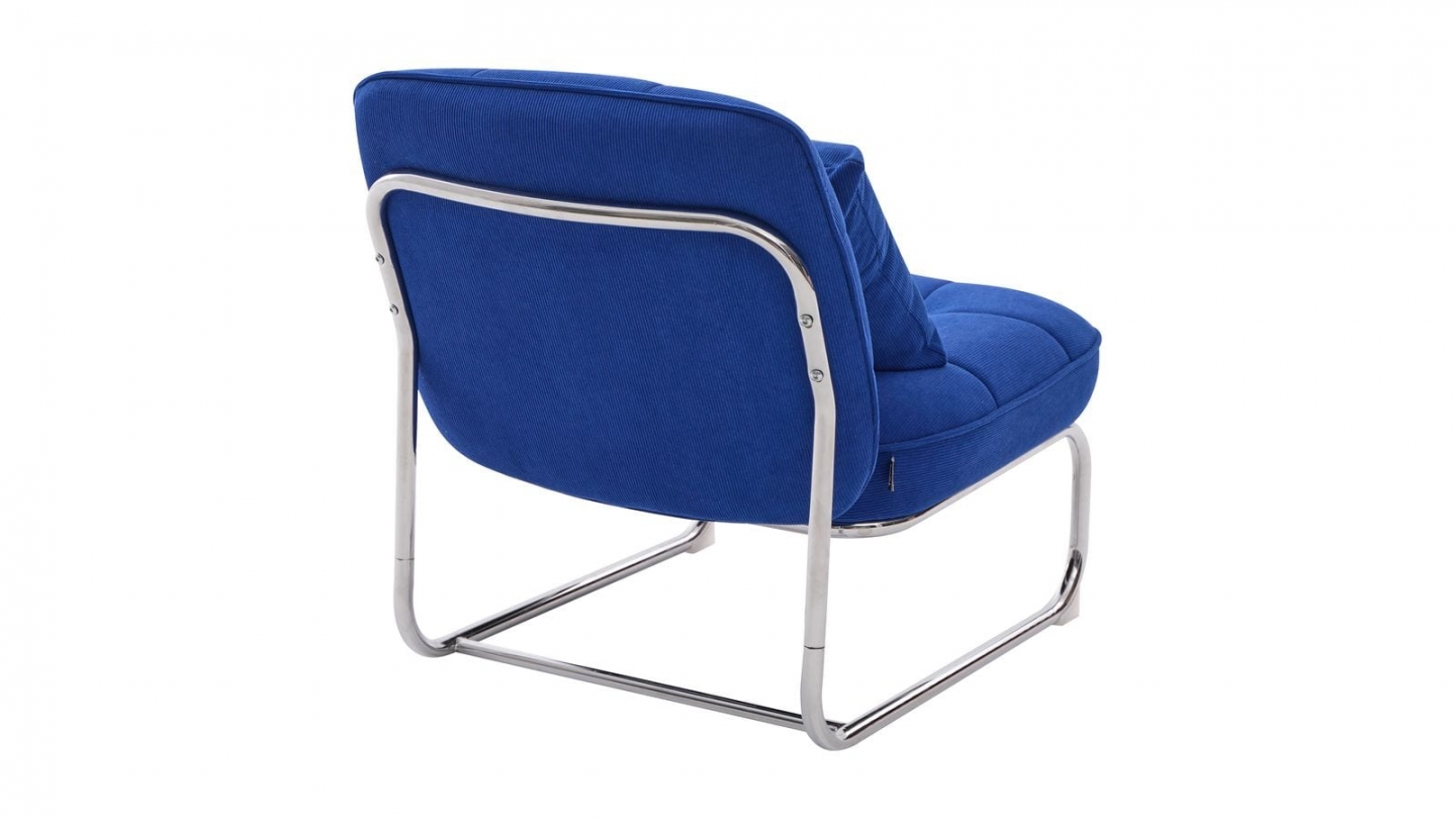 Fauteuil en velours côtelé bleu électrique, piètement chromé - Marvin Fauteuil en velours côtelé bleu électrique, piètement chromé - Marvin