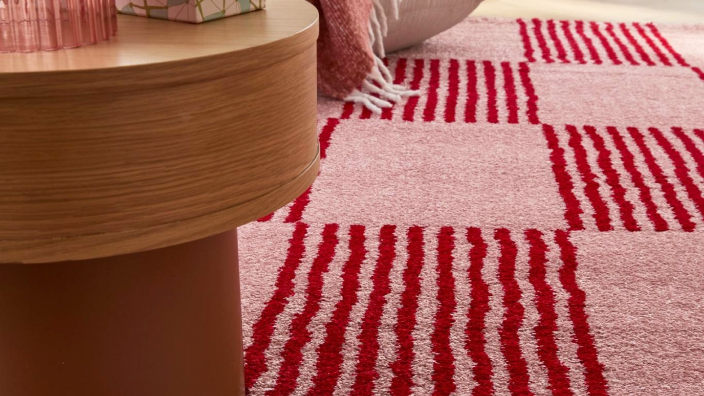 Tapis rétro damniere rouge 160x230 cm - Pop Vibes Tapis rétro damniere rouge 160x230 cm - Pop Vibes