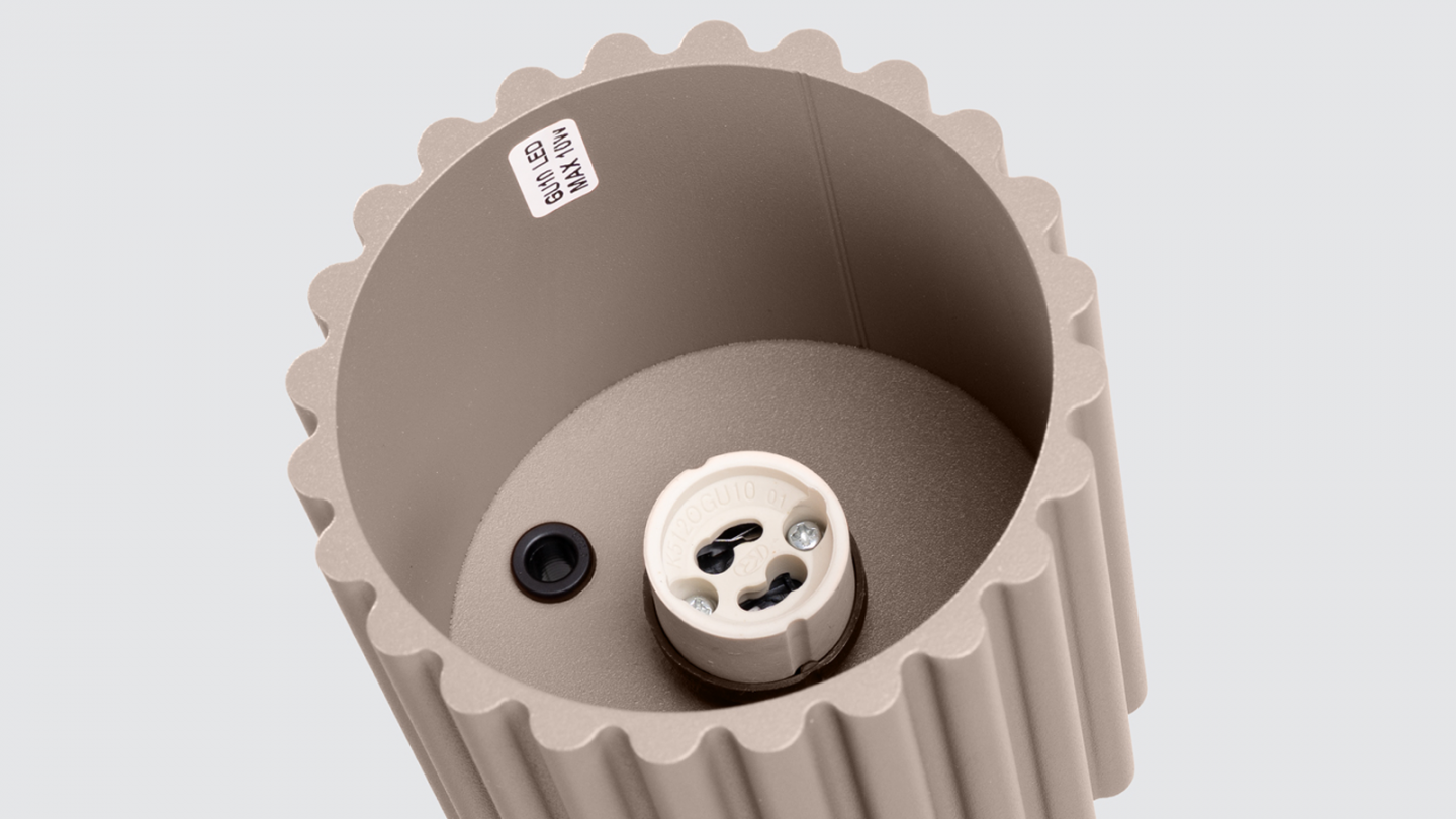 Plafonnier cannelé taupe - Aura Plafonnier cannelé taupe - Aura