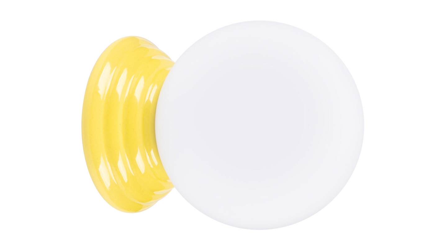 Applique murale en céramique jaune et globe en verre - Zori Applique murale en céramique jaune et globe en verre - Zori