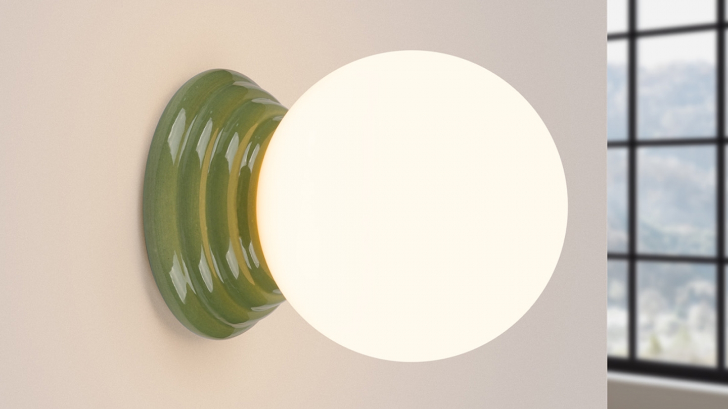 Applique murale en céramique vert et globe en verre - Zori Applique murale en céramique vert et globe en verre - Zori