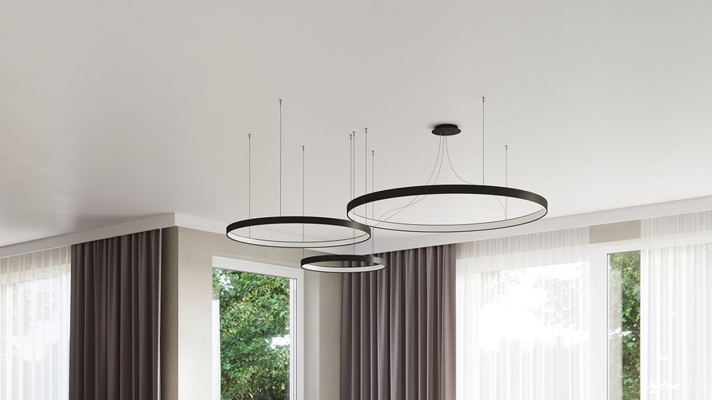 Suspension ronde noire à Led 55 cm - 3000K - Rio Suspension ronde noire à Led 55 cm - 3000K - Rio