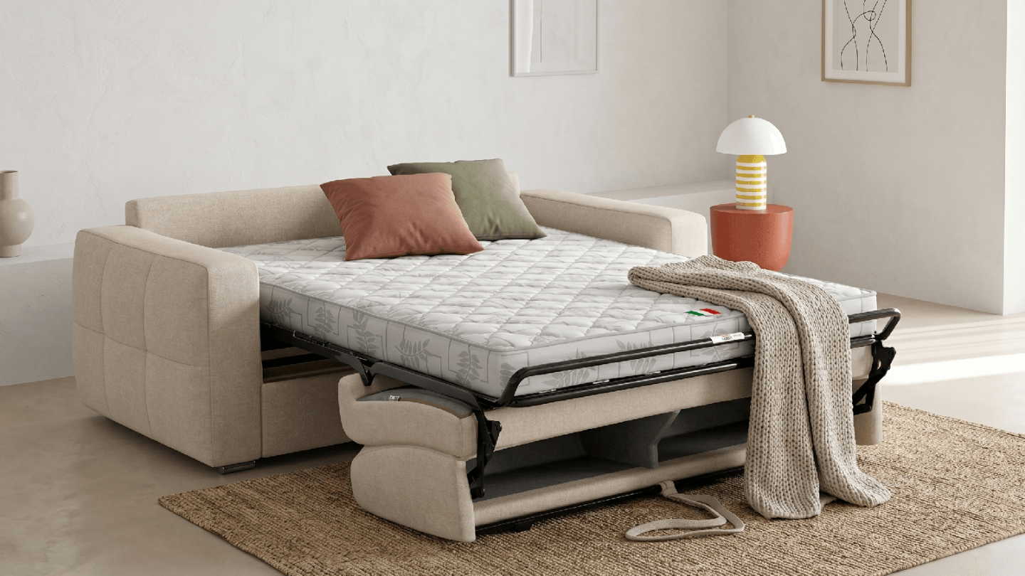 Canapé capitonné convertible 3 places en tissu chenille beige - ouverture express - Cassian Canapé capitonné convertible 3 places en tissu chenille beige - ouverture express - Cassian