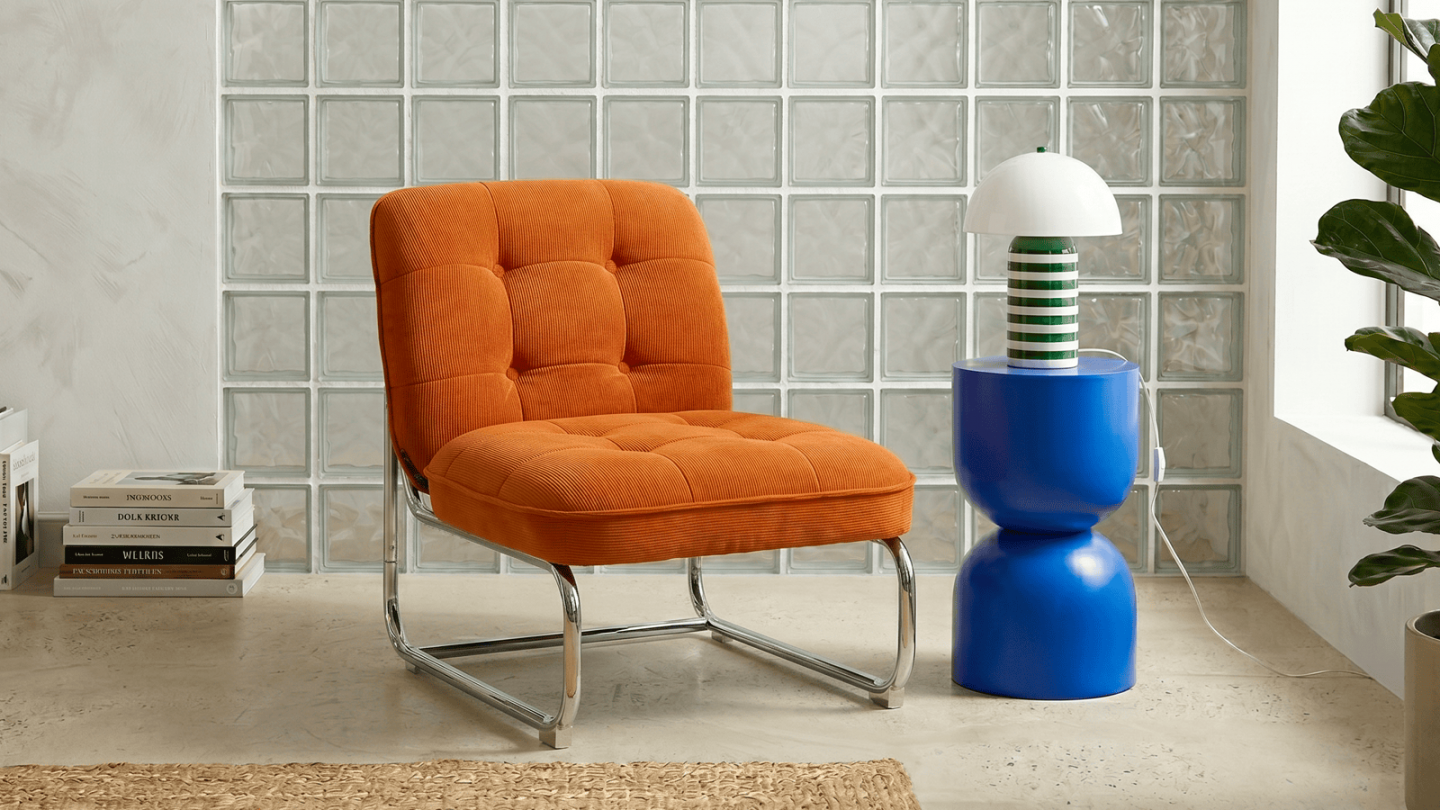 Fauteuil en velours côtelé orange, piètement chromé - Marvin Fauteuil en velours côtelé orange, piètement chromé - Marvin