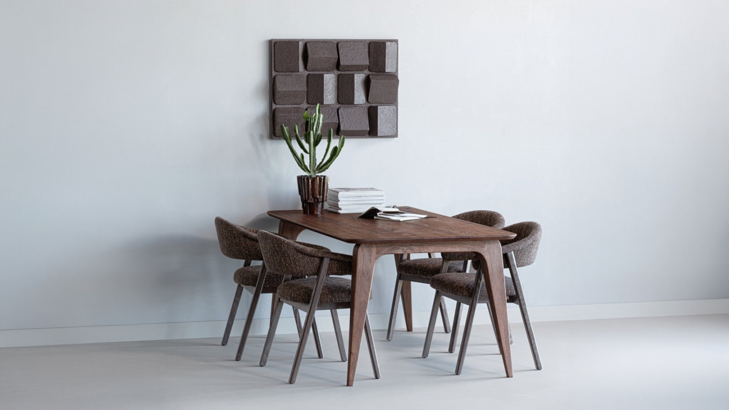 Lot de 2 chaises de salle à manger en bois et tissu bouclé brun foncé - Tunar Lot de 2 chaises de salle à manger en bois et tissu bouclé brun foncé - Tunar