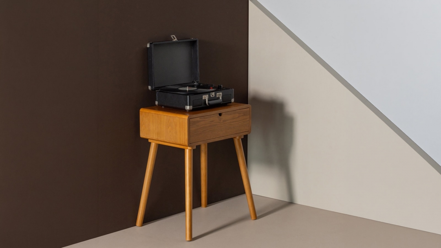 Table de chevet rétro scandinave 1 tiroir en bois 36 cm - Nelo Table de chevet rétro scandinave 1 tiroir en bois 36 cm - Nelo
