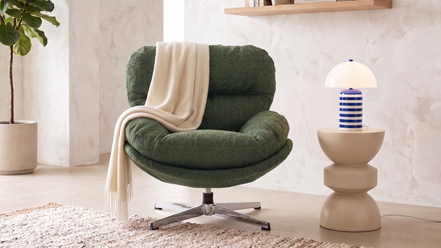 Fauteuil pivotant en tissu bouclé vert kaki et piètement chromé - Oli Fauteuil pivotant en tissu bouclé vert kaki et piètement chromé - Oli