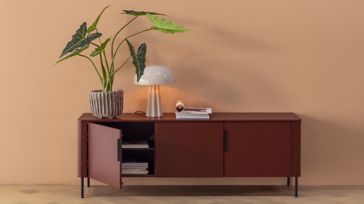Meuble TV en pin cannelé bordeaux 154 cm - Gunnar Meuble TV en pin cannelé bordeaux 154 cm - Gunnar