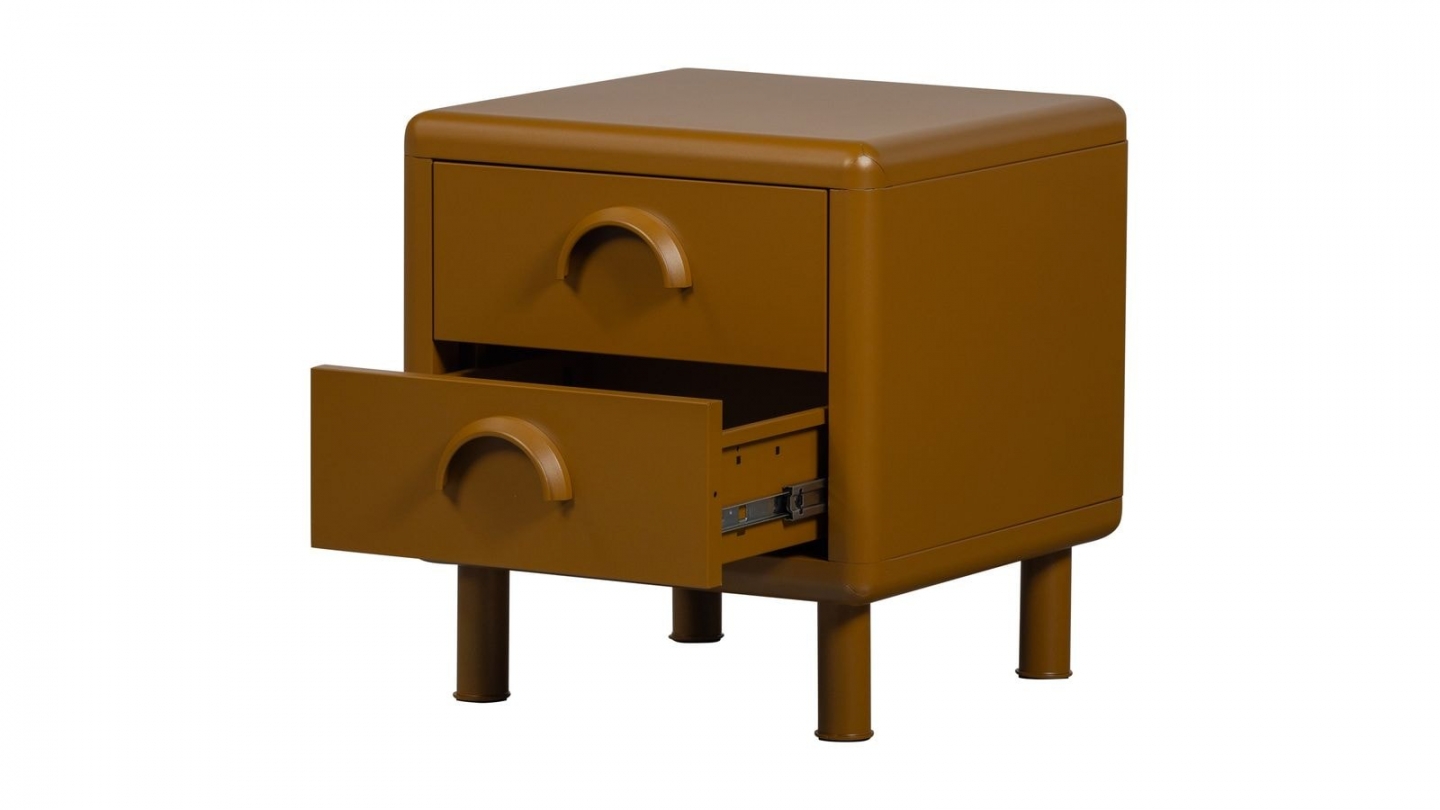 Table de chevet 2 tiroirs arrondie en métal jaune miel 45 cm - Rune Table de chevet 2 tiroirs arrondie en métal jaune miel 45 cm - Rune