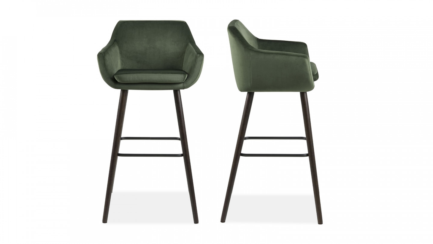 Lot de 2 fauteuils de bar en velours vert et piètement en chêne - Nora