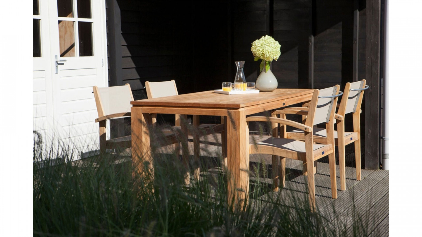 Table à manger de jardin en teck 160cm - Stella